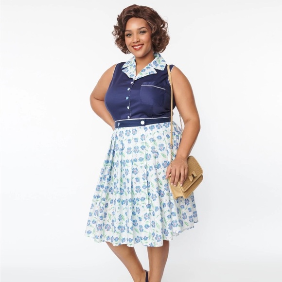 Unique Vintage White & Blue Floral Eyelet Collins Wrap Swing Skirt - 2X/18 - Picture 2 of 4